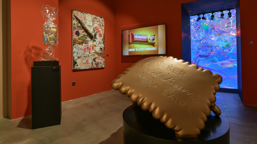 Selected Works From The Yıldız Holding Collection Are On Dısplay In Artweeks@Akaretler