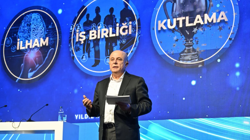 Mehmet Tütüncü, Nasıl Bir Ekonomi’nin düzenlediği “Dönüşen Liderlik Zirvesi'ne Katıldı