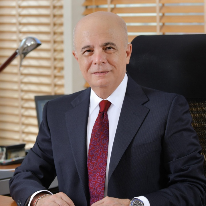 Ali Ülker Hands Over the Chair to Mehmet Tütüncü